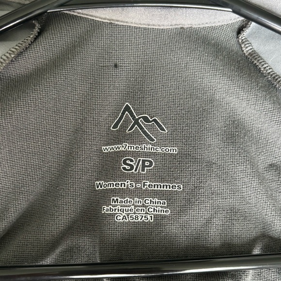 7Mesh | SIZE SMALL WOMEN Fitted Cycling Bike Jersey - Picture 3 of 4